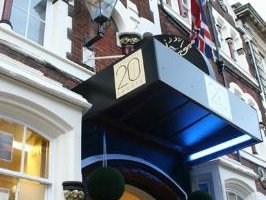 Image of the 20 at The Kings in England