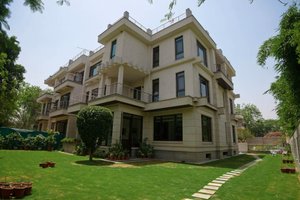 Image of the 76 Friends Colony in India
