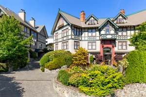 Image of the Abigail's Hotel in Canada