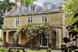 Image of the Chiseldon House in England