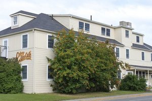 Image of the Colony Inn in Alaska
