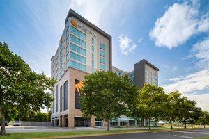Image of the La Quinta Inn & Suites by Wyndham Nashville Downtown Stadium in United