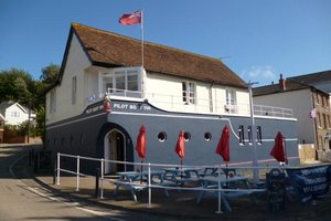 Image of the Pilot Boat Inn in England