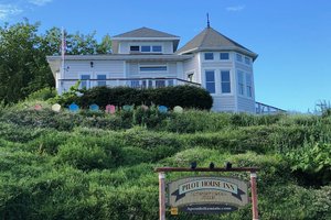 Image of the Pilot House B&B in Wisconsin