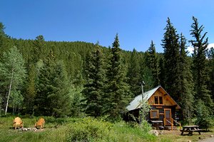 Image of the Pioneer Guest Cabins in Colorado