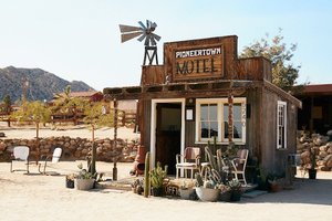 Image of the Pioneertown Motel in California