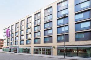 Image of the Premier Inn London City (Aldgate) hotel in England