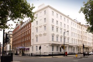 Image of the Premier Inn London Victoria Hotel in England