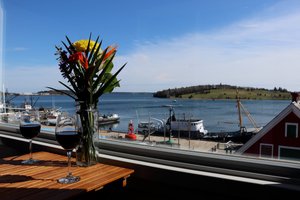 Image of the Rum Runner Inn in Canada