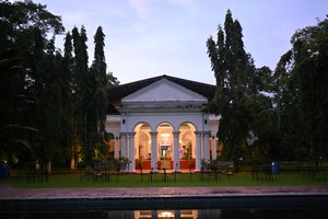 Image of the Thengal Manor in India